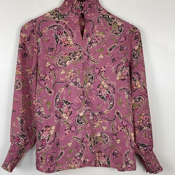 Cure Pink Floral Blouse. Size Small - Picture 7 of 8